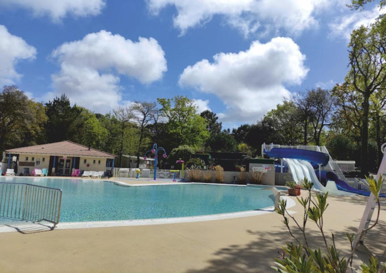 Grand Mobile-Home 45M2 Au Calme Et Au Bord De Mer แซ็ง-เบรแว็ง-เล-แป็ง ภายนอก รูปภาพ